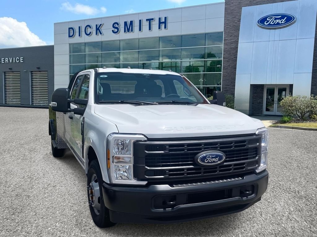 2024 Ford F-350 Super Duty Chassis Cab