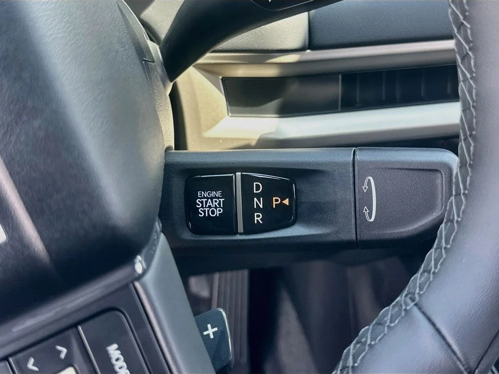 New 2027 Glacial White Pearl Kia S image 17