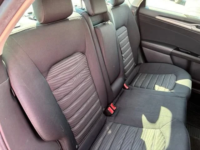 Used 2016 Gray Ford SE image 21