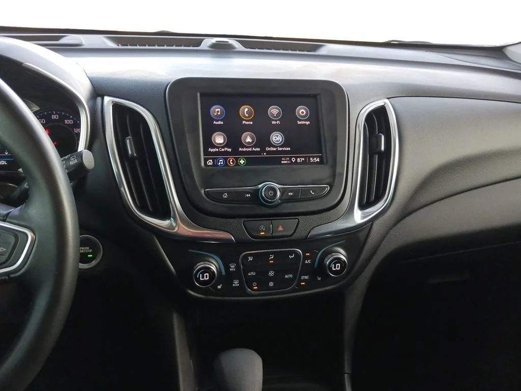 Used 2024 Summit White Chevrolet LT image 12