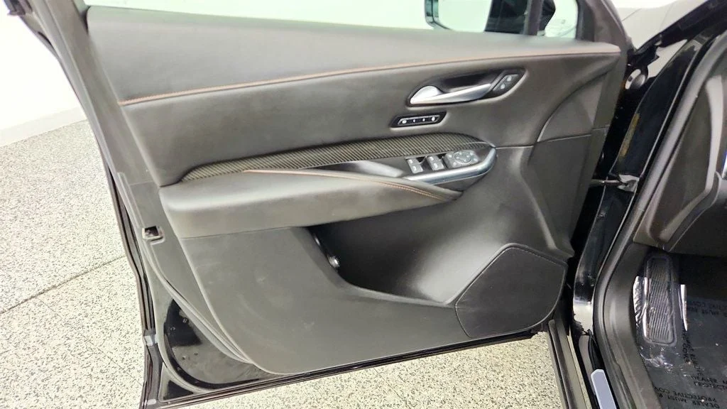 Used 2019 Stellar Black Metallic Cadillac AWD 4dr Sport w/ Comfort & Convenience Pkg, Sunroof & Wheels image 11