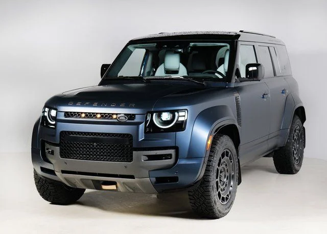 2026 Land Rover Defender 110 OCTA P635's photo