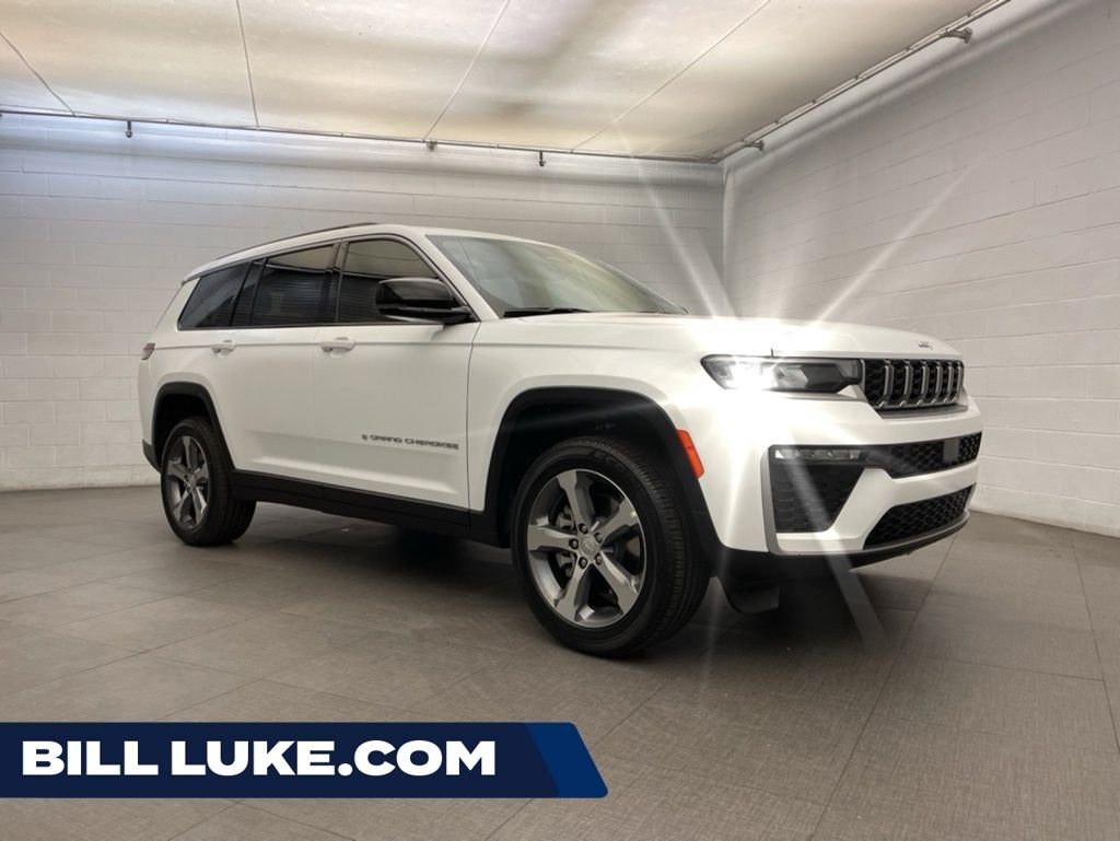 New 2026 Bright White Clear-Coat Exterior Paint Jeep Limited image 1