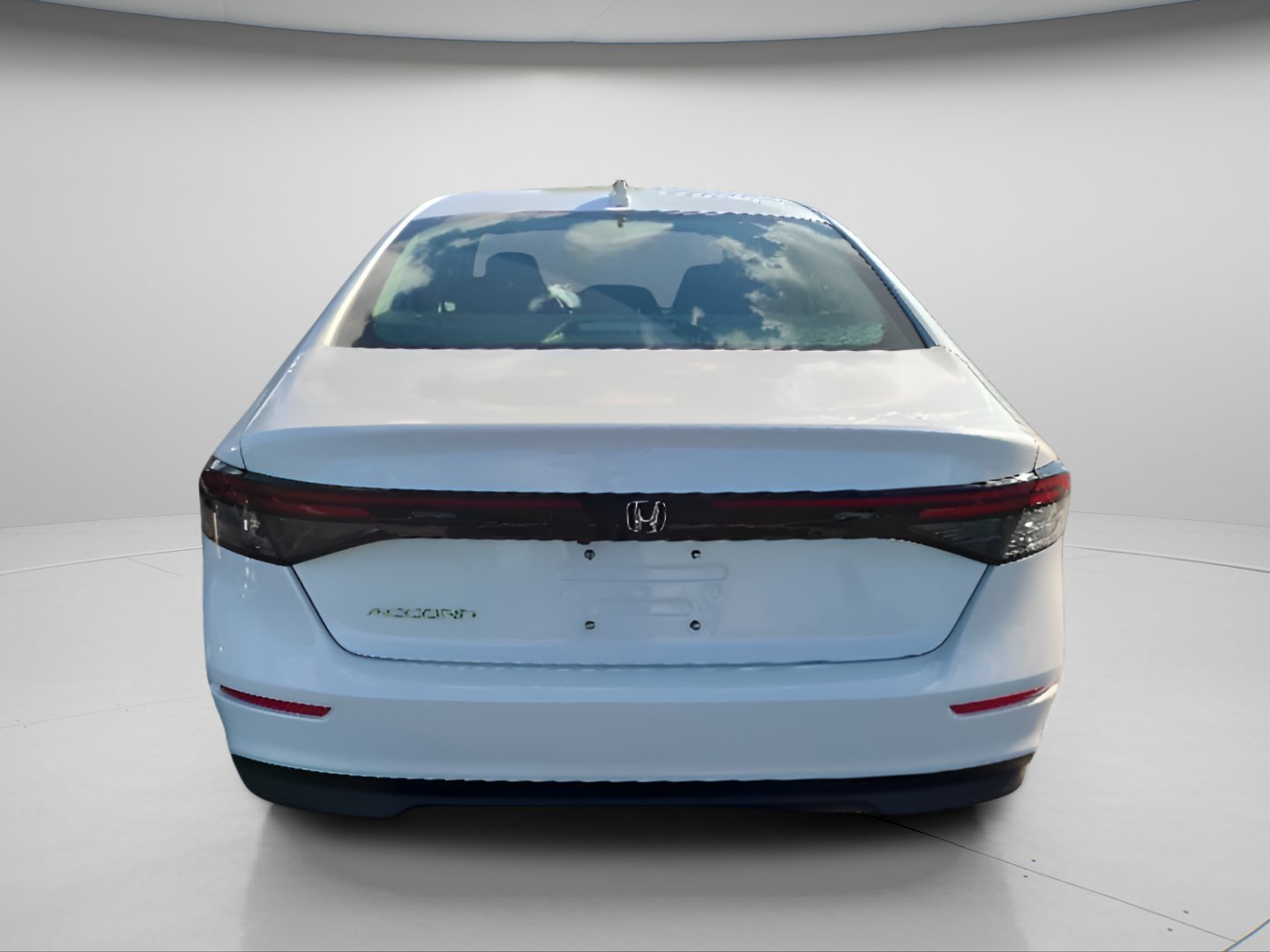 New 2026 Platinum White Pearl Honda LX image 6