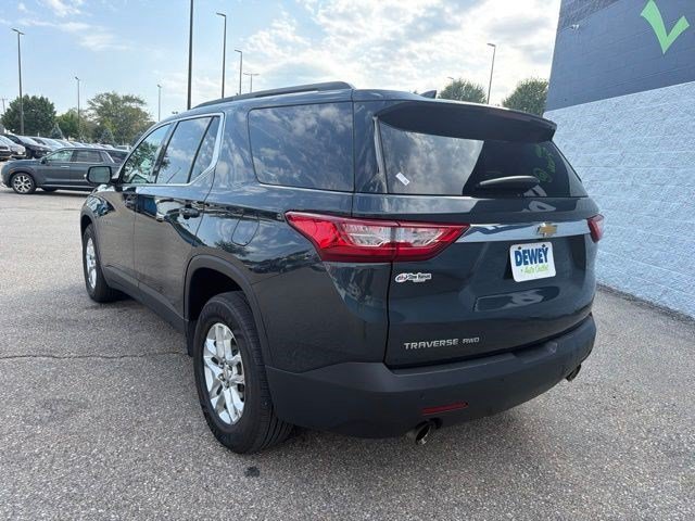 Used 2019 Graphite Metallic Chevrolet LT Leather image 3
