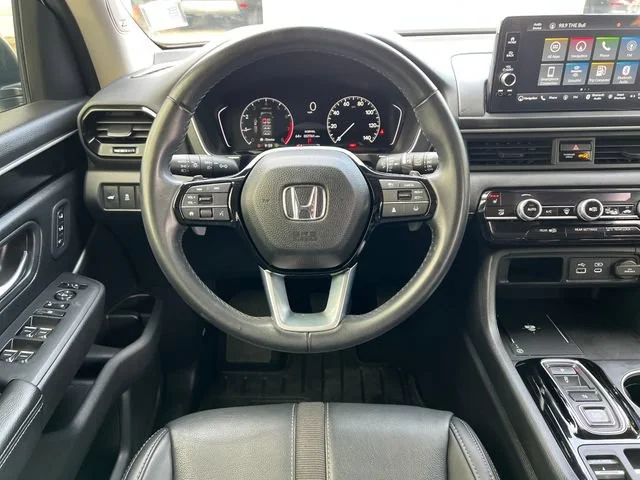 2025 Honda Pilot Touring - Photo 18