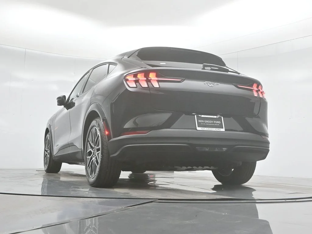 Used 2025 Black Ford Premium image 52