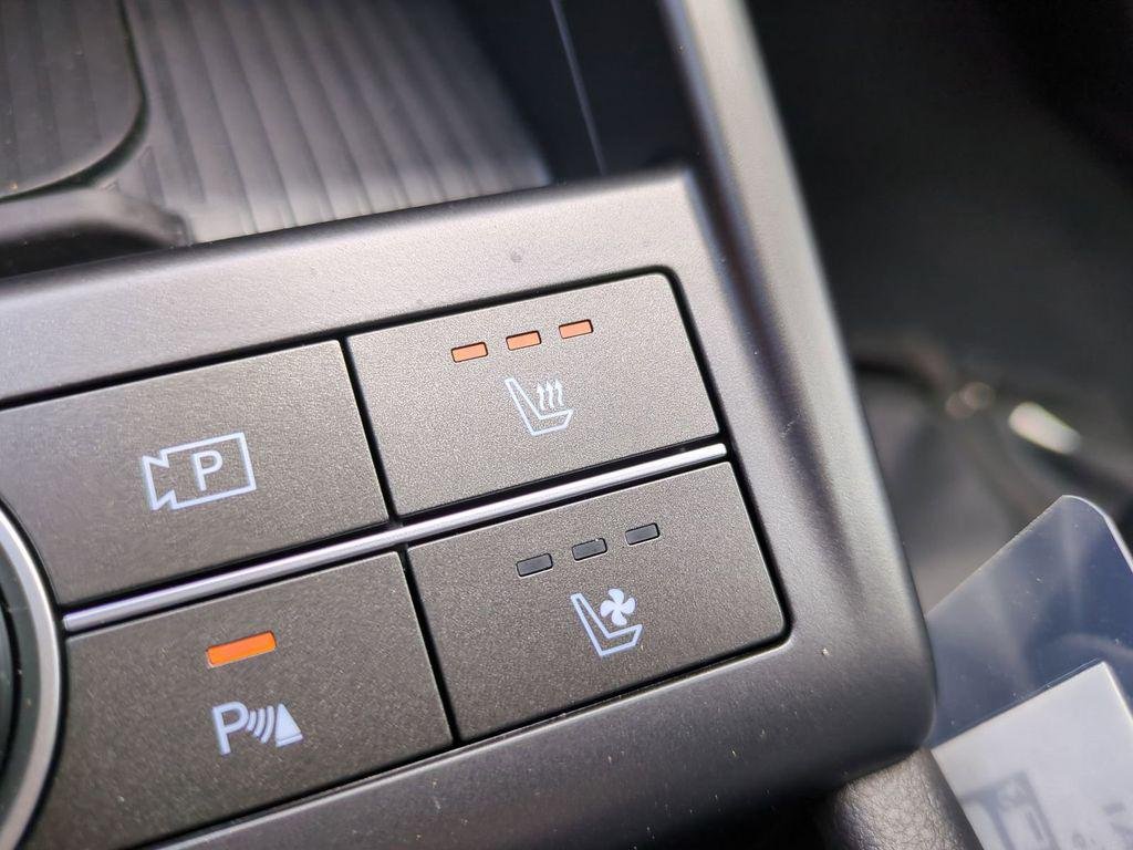 New 2026 Orange Hyundai Limited FWD image 29