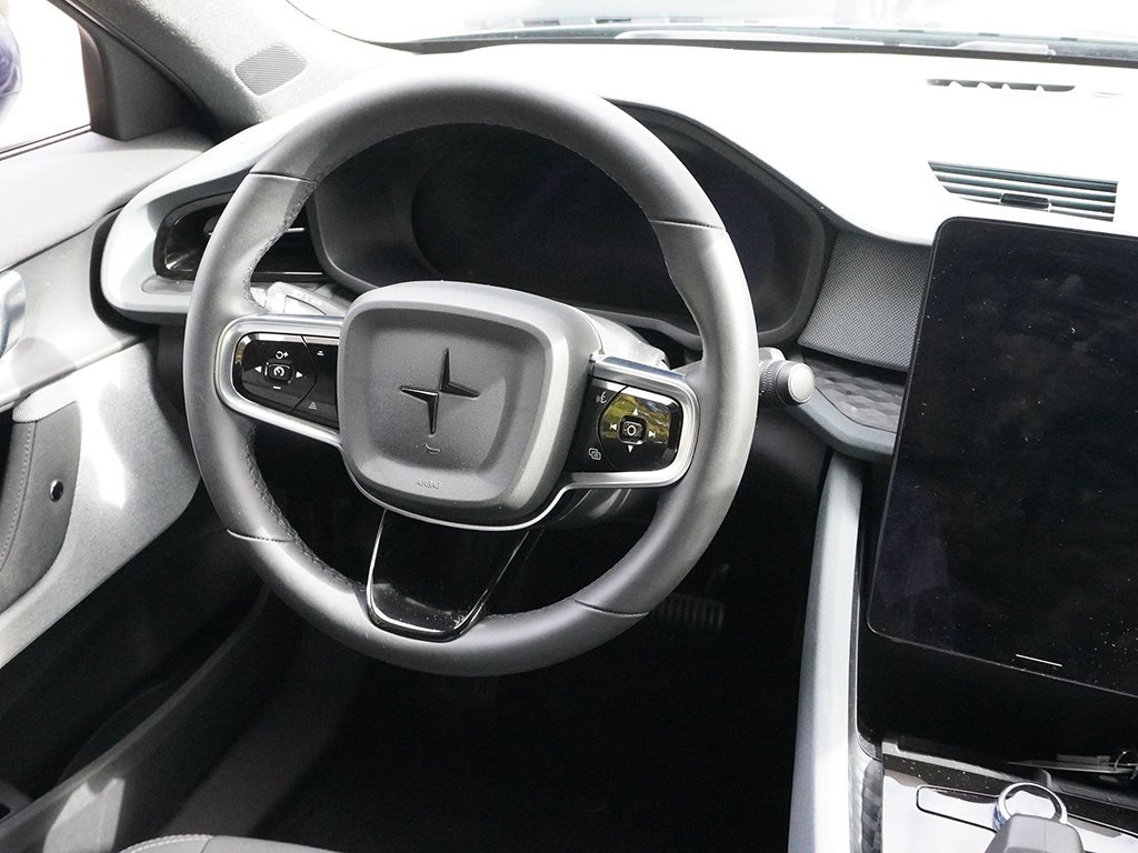Used 2024 Blue Polestar Long Range Dual Motor image 34