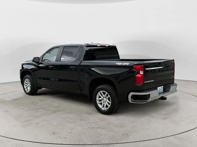 Used 2021 Black Chevrolet LT image 7