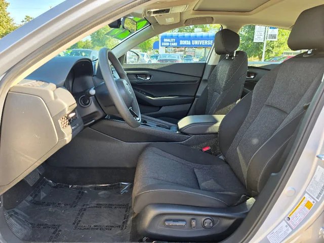 2025 Honda Accord SE - Photo 22
