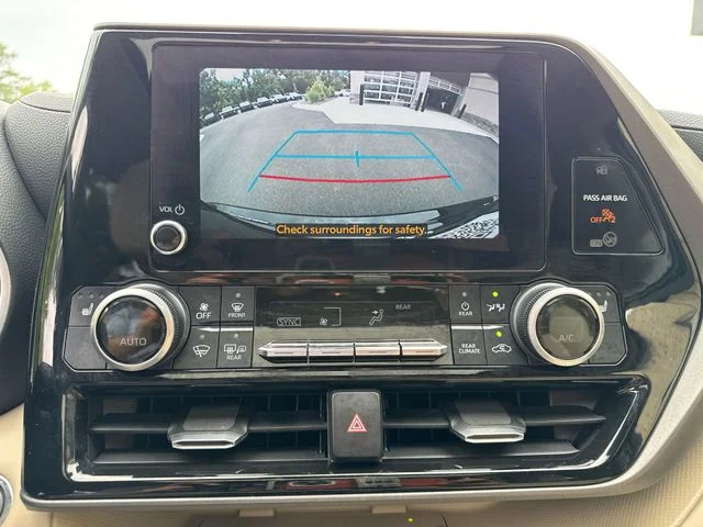 Used 2023 Black Toyota XLE image 17