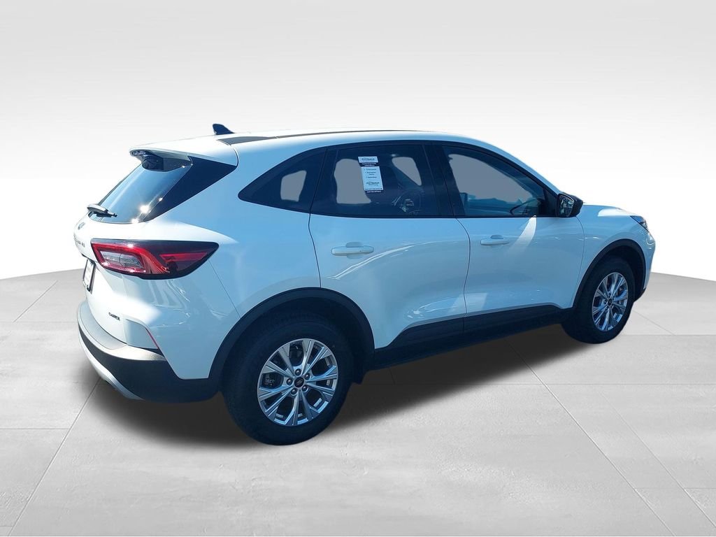 Used 2025 White Ford Active image 5
