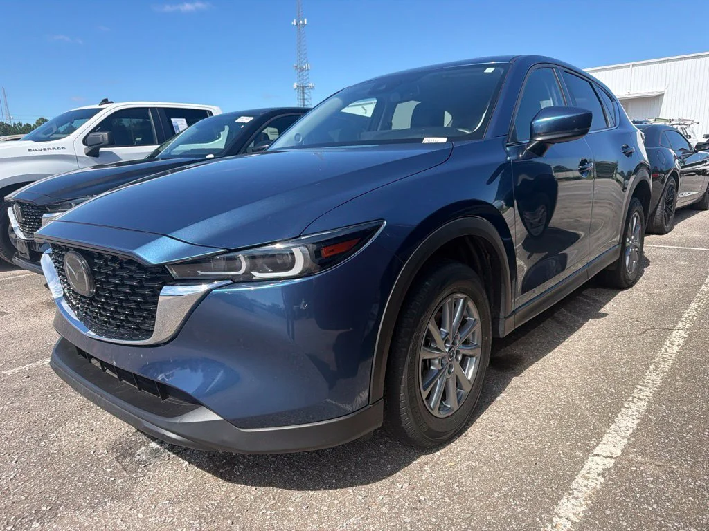 2022 Mazda CX-5 S Preferred package