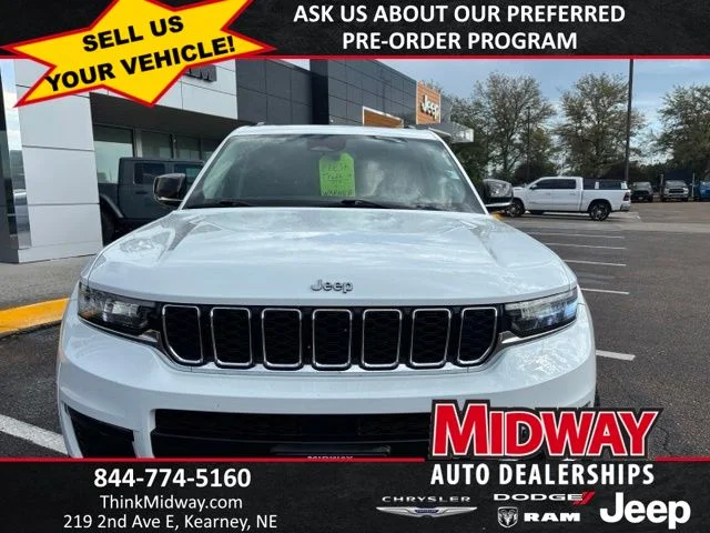 Used 2021 White Jeep Limited image 3