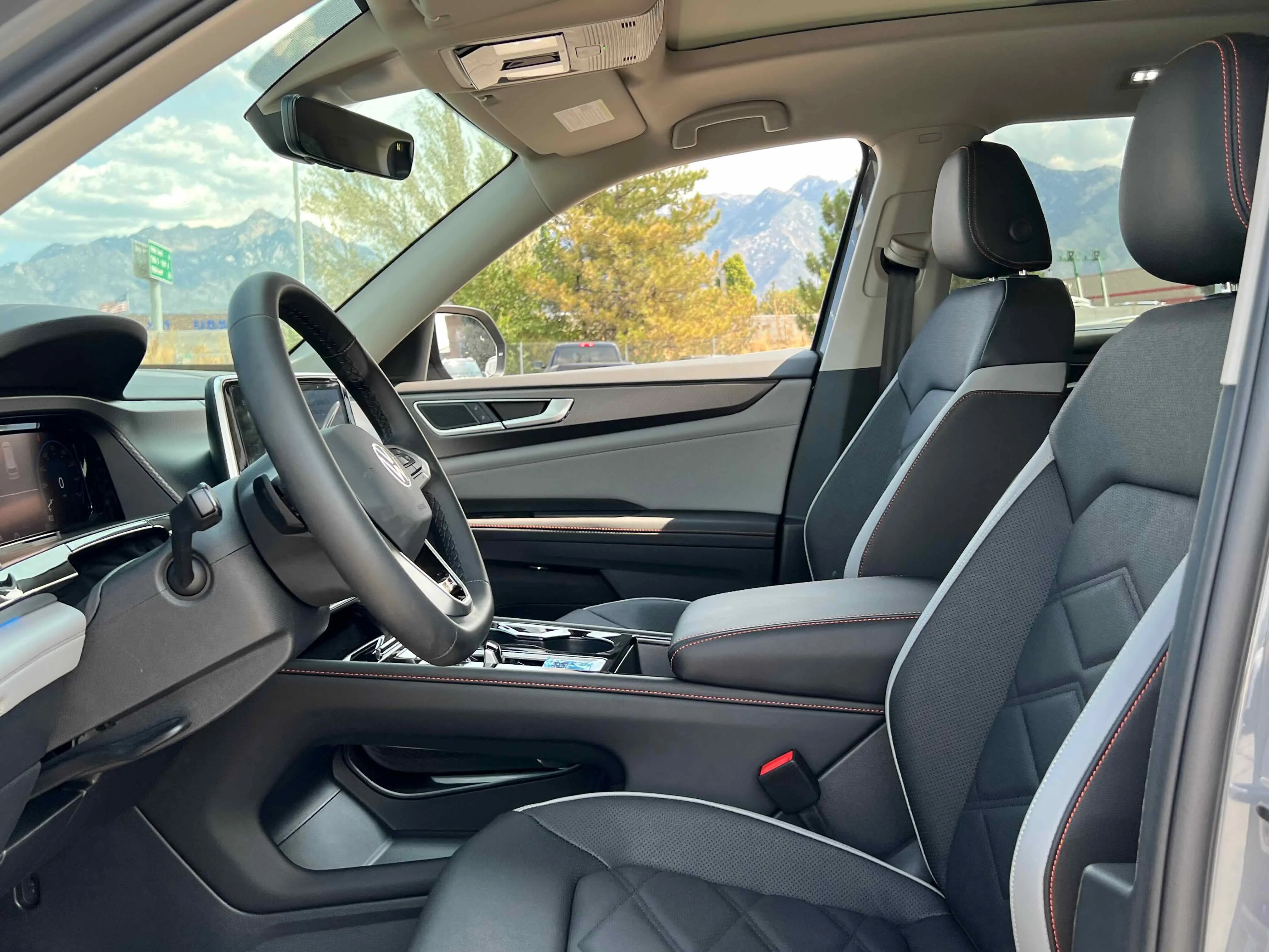 New 2026 Gray Volkswagen 2.0T Peak Edition image 4