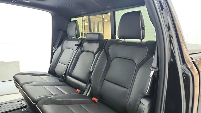 New 2026 Diamond Black Crystal Pearl-Coat Exterior Paint RAM Laramie image 24