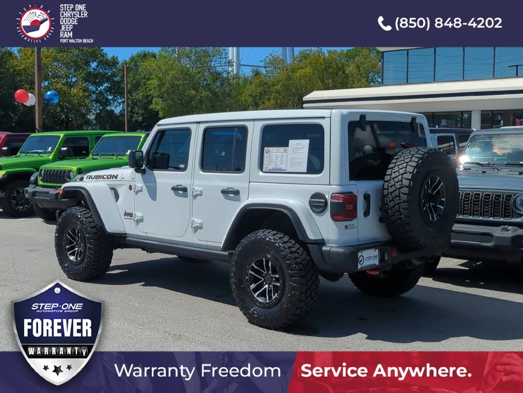 Used 2025 White Jeep Rubicon X image 4