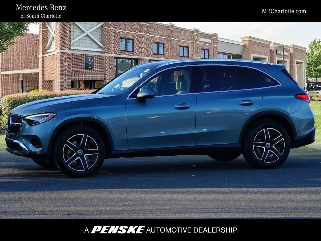 Used 2026 Verde Silver Metallic Mercedes-Benz GLC 300 image 1