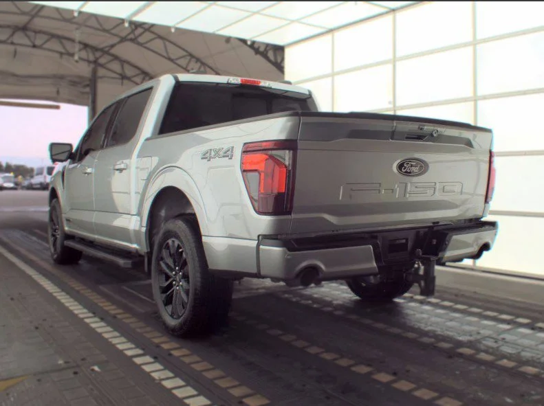 Used 2024 Silver Ford XLT image 5