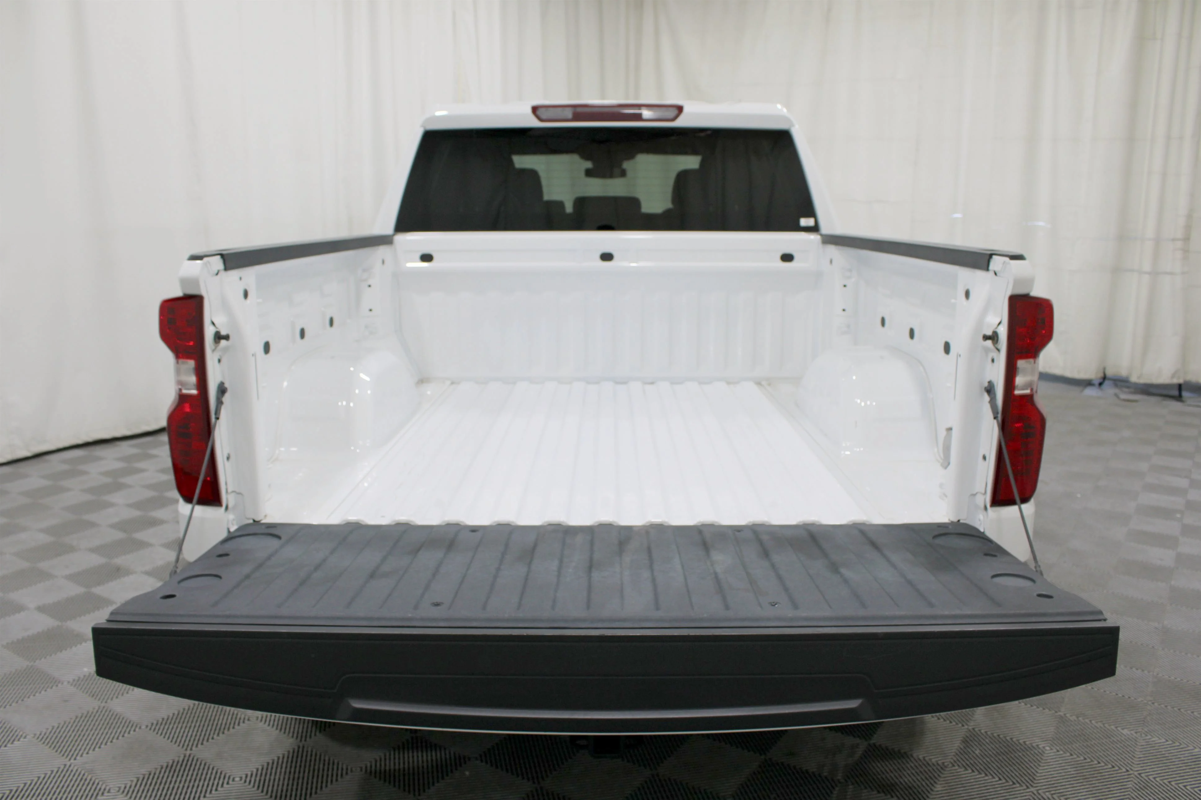 Used 2024 Summit White Chevrolet Custom image 20