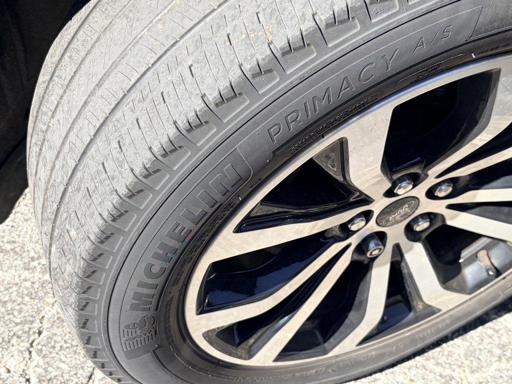 Used 2023 Carbonized Gray Metallic Ford ST-Line image 22