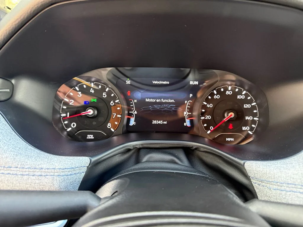 Used 2024 Blue Jeep Latitude image 14