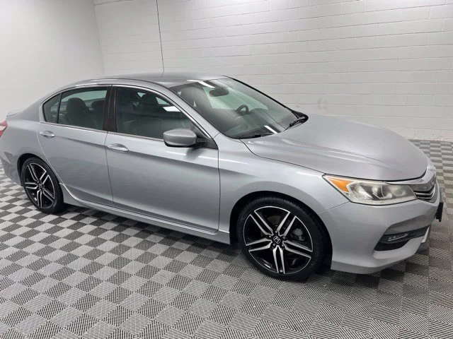Used 2017 Silver Honda Sport Special Edition image 4