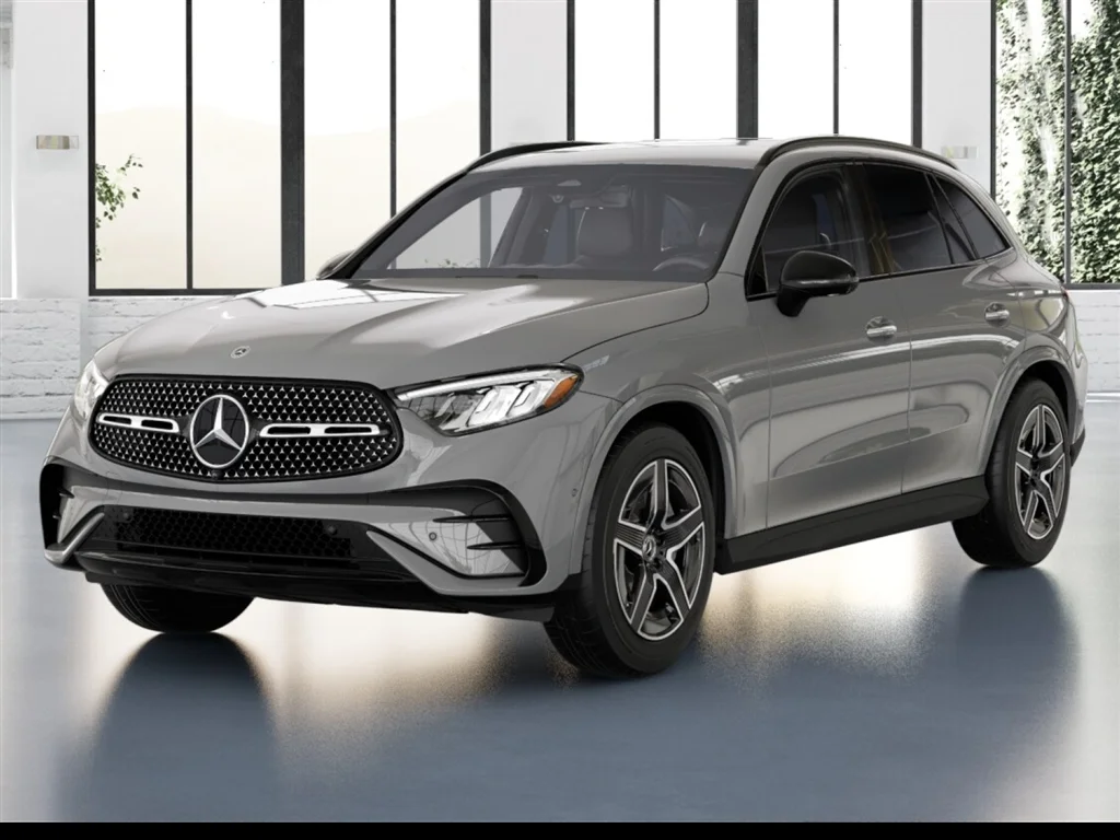 New 2026 Manufaktur Alpine Grey Mercedes-Benz GLC 300 4MATIC® image 1