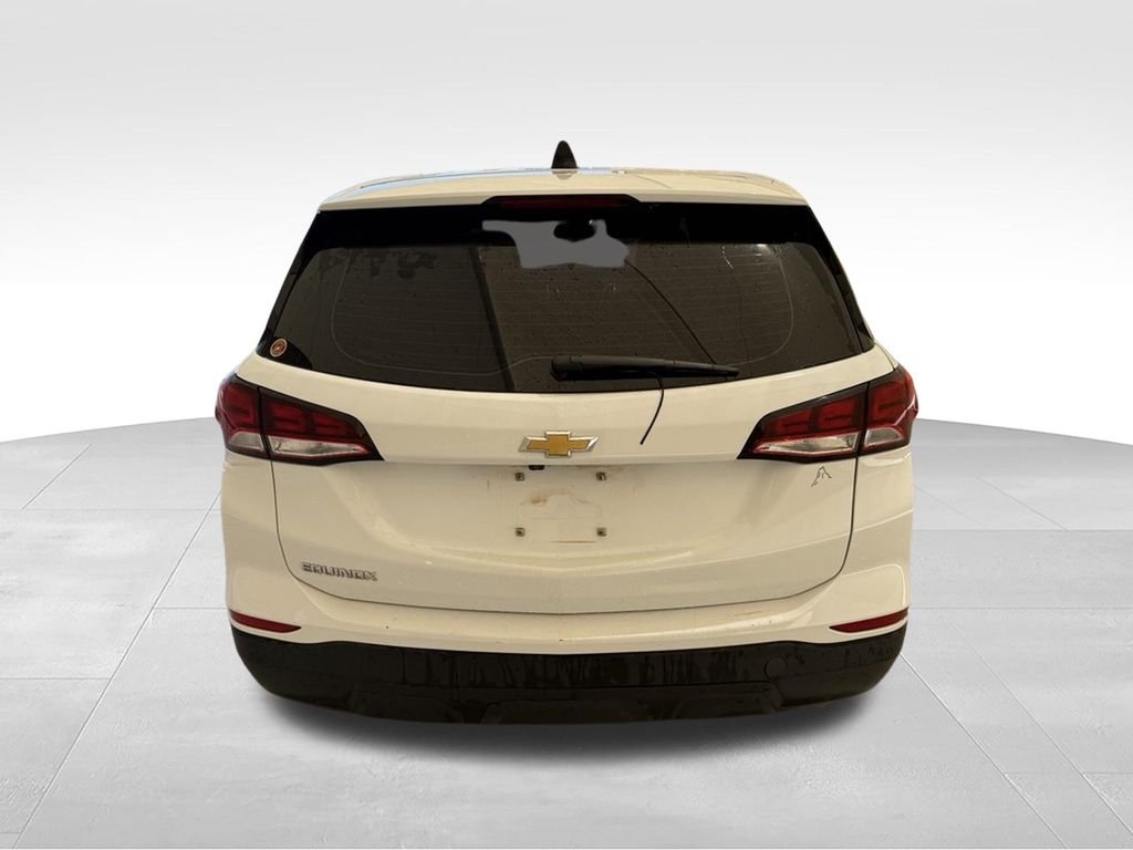 Used 2022 Summit White Chevrolet LS image 11
