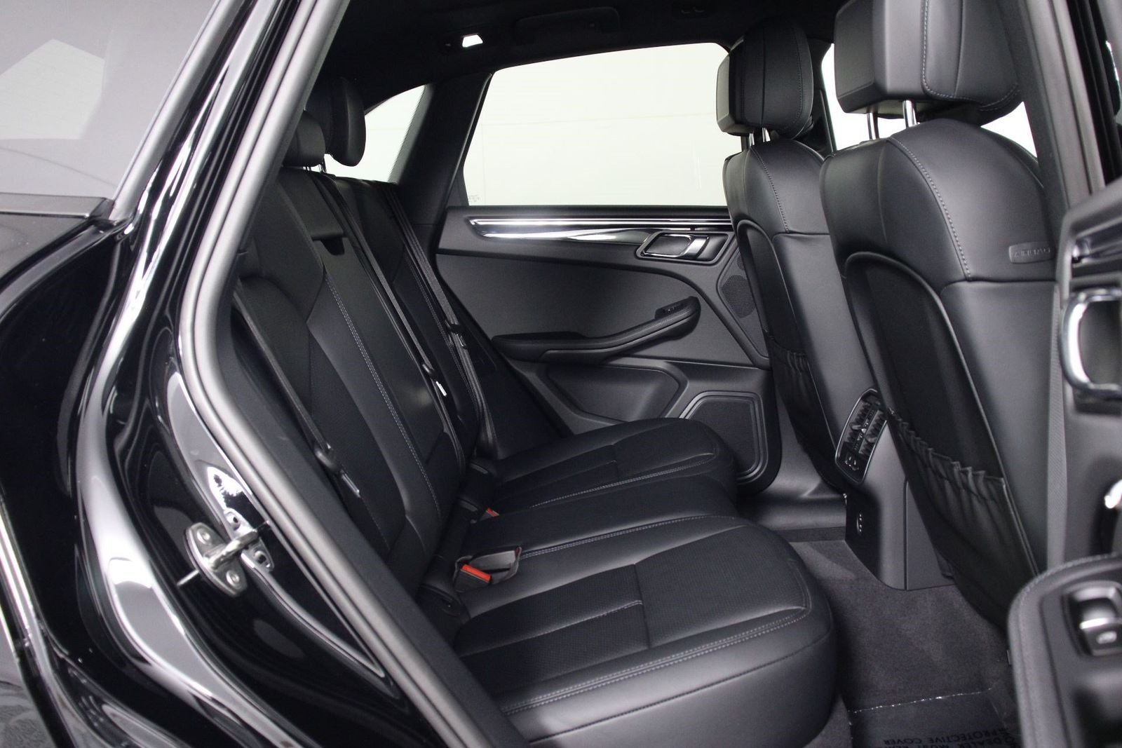 Certified Used 2026 Black Porsche  image 32
