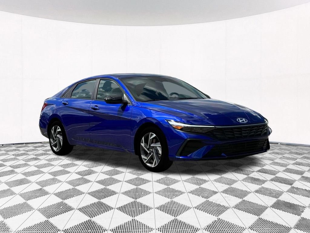 2025 Hyundai Elantra SEL - Photo 17