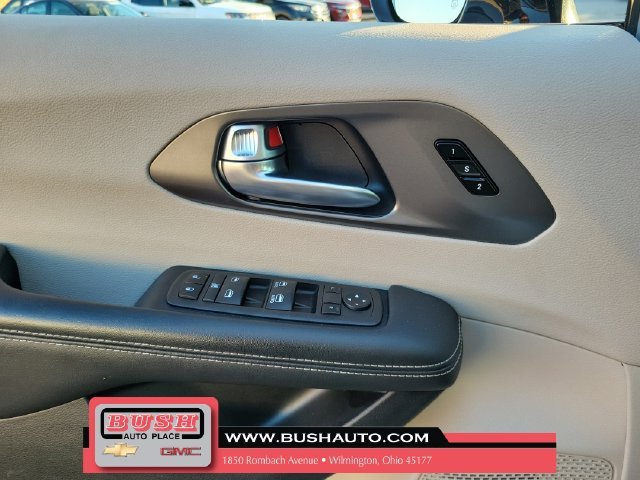 2024 Chrysler Pacifica Touring L - Photo 17