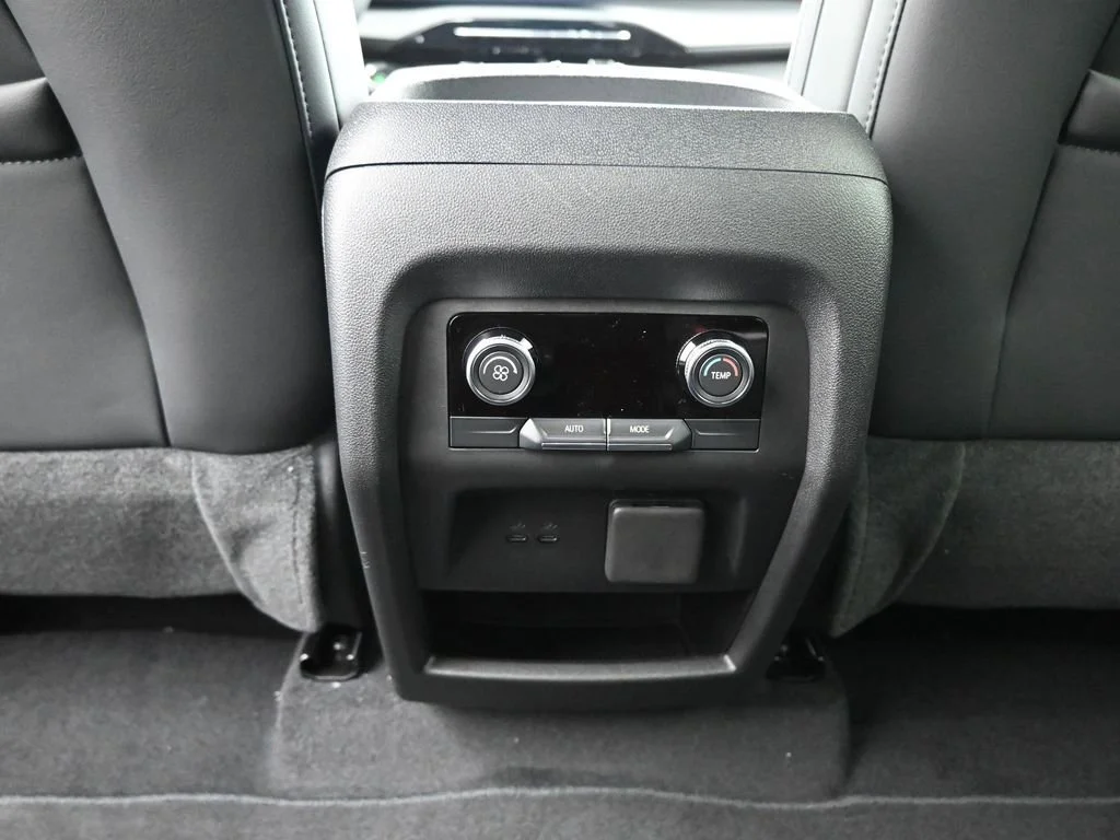 2026 Buick Enclave Sport Touring - Photo 18