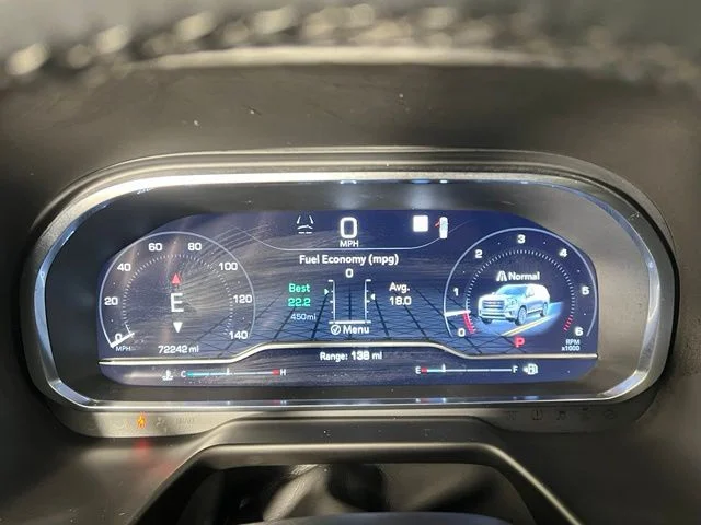 2023 GMC Yukon XL SLT - Photo 24