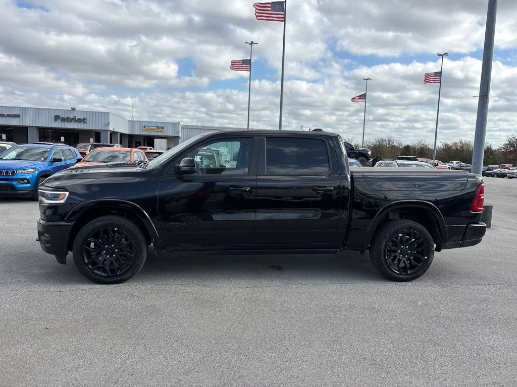 New 2026 Diamond Black Crystal Pearl-Coat Exterior Paint RAM Limited image 8