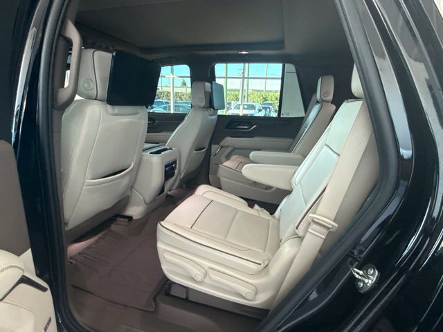 Used 2025 Onyx Black GMC Denali image 7