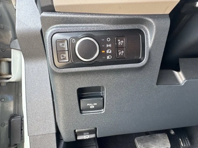 Used 2024 Green Ford Wildtrak image 47