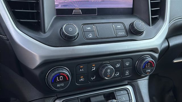 Used 2023 Silver GMC SLE image 29