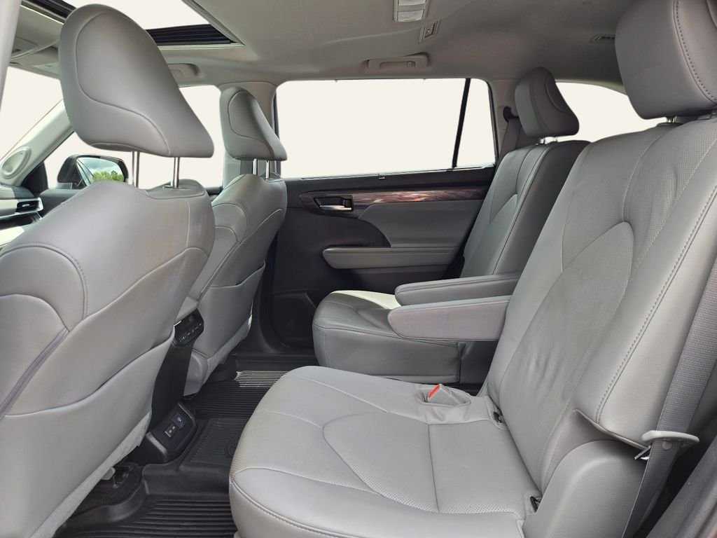 Used 2023 Red Toyota Limited image 14