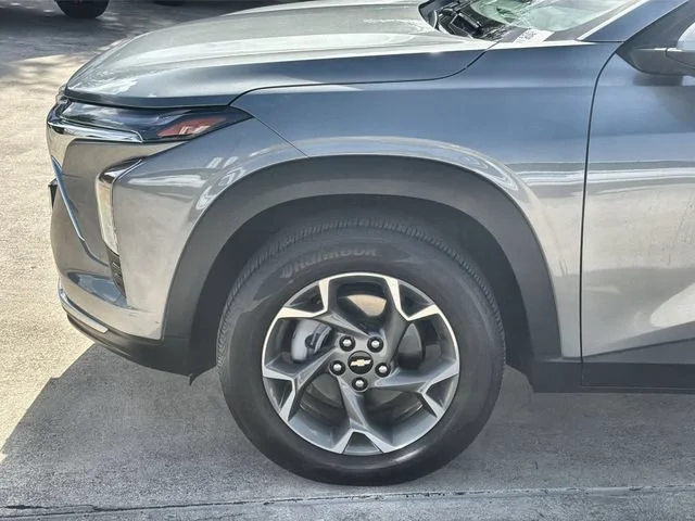 2026 Chevrolet Trax LT - Photo 31