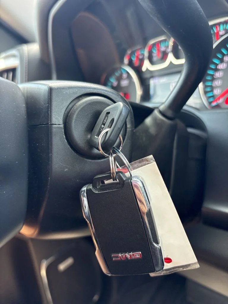 Used 2018 Cardinal Red GMC SLT image 32