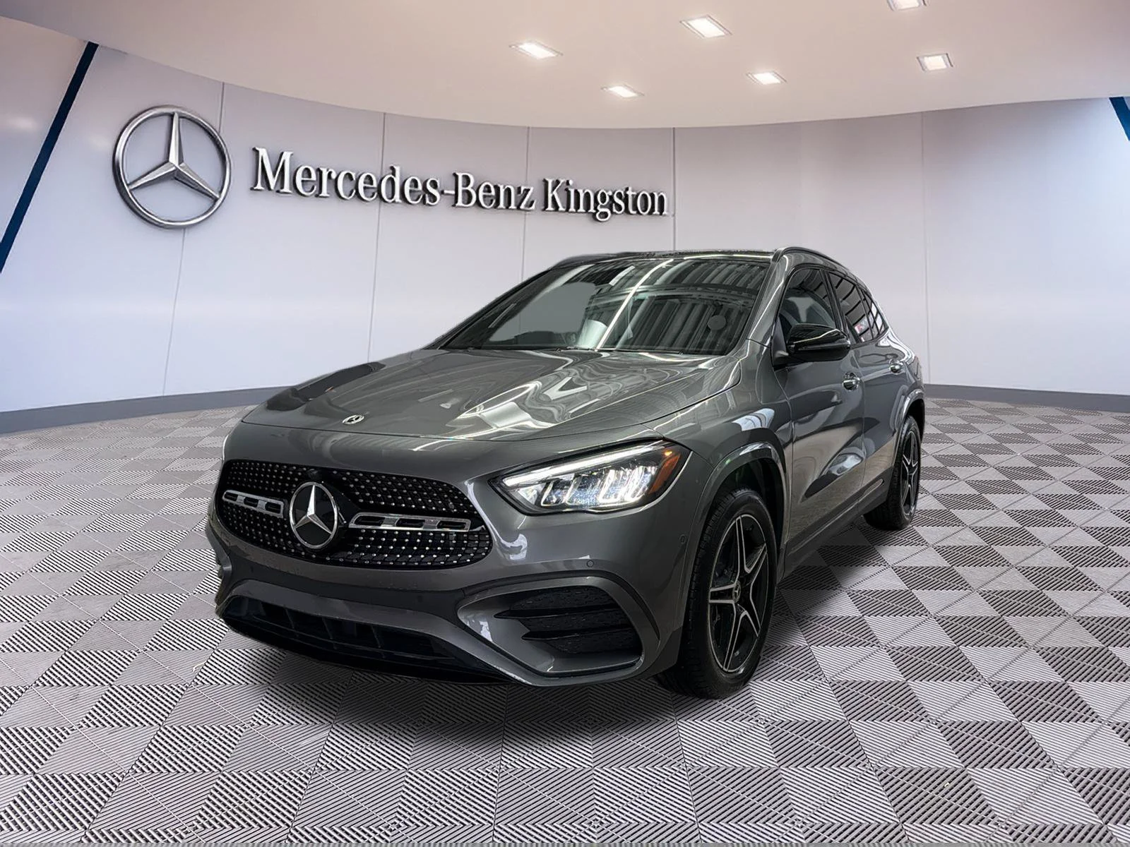 Used 2026 Grey Mercedes-Benz GLA 250 image 2