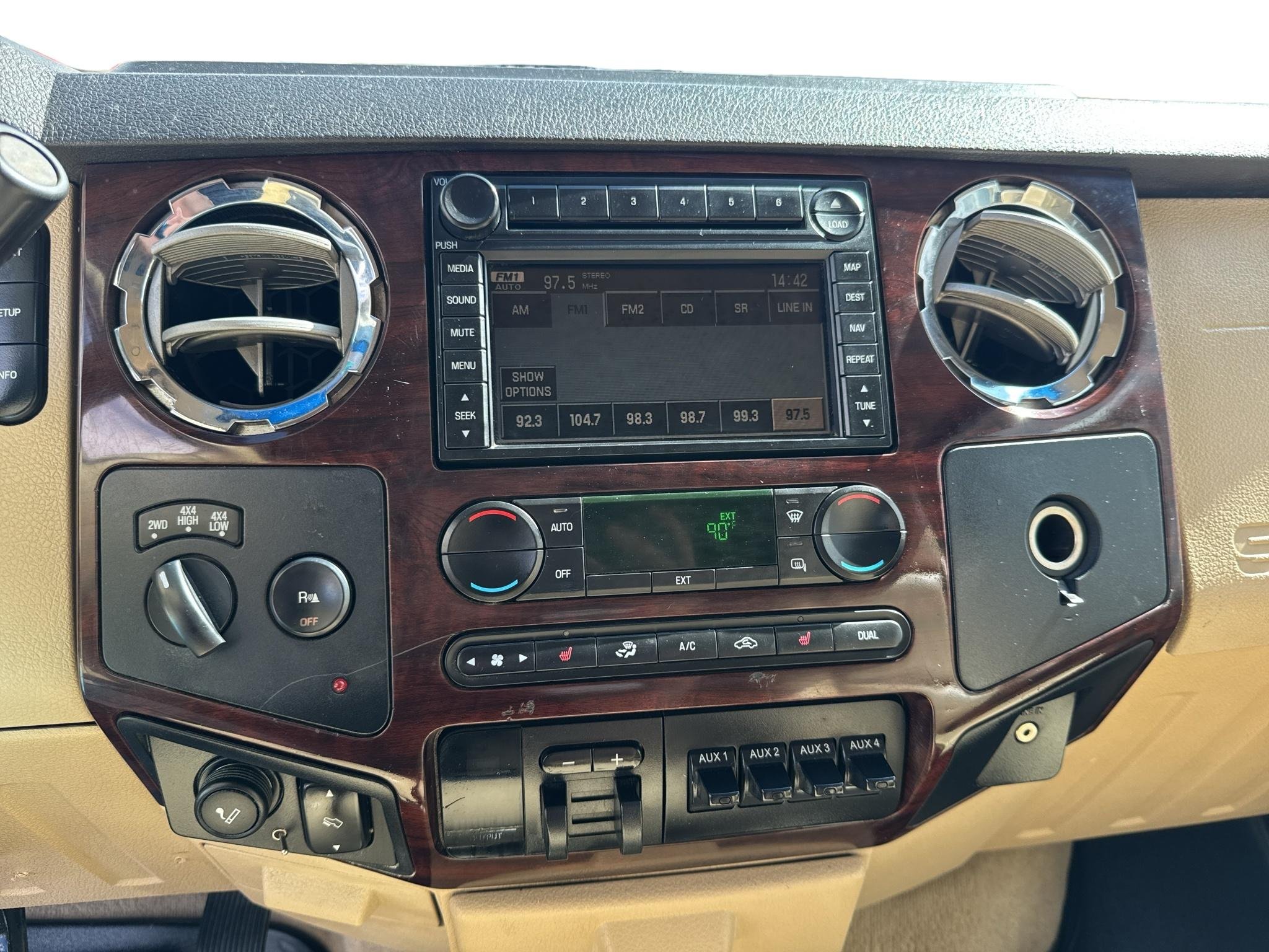 Used 2008 Dark Stone Clearcoat Metallic Ford Lariat image 7