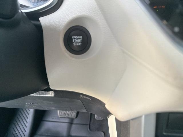 Certified Used 2024 WIND CHILL PEARL Toyota  image 15