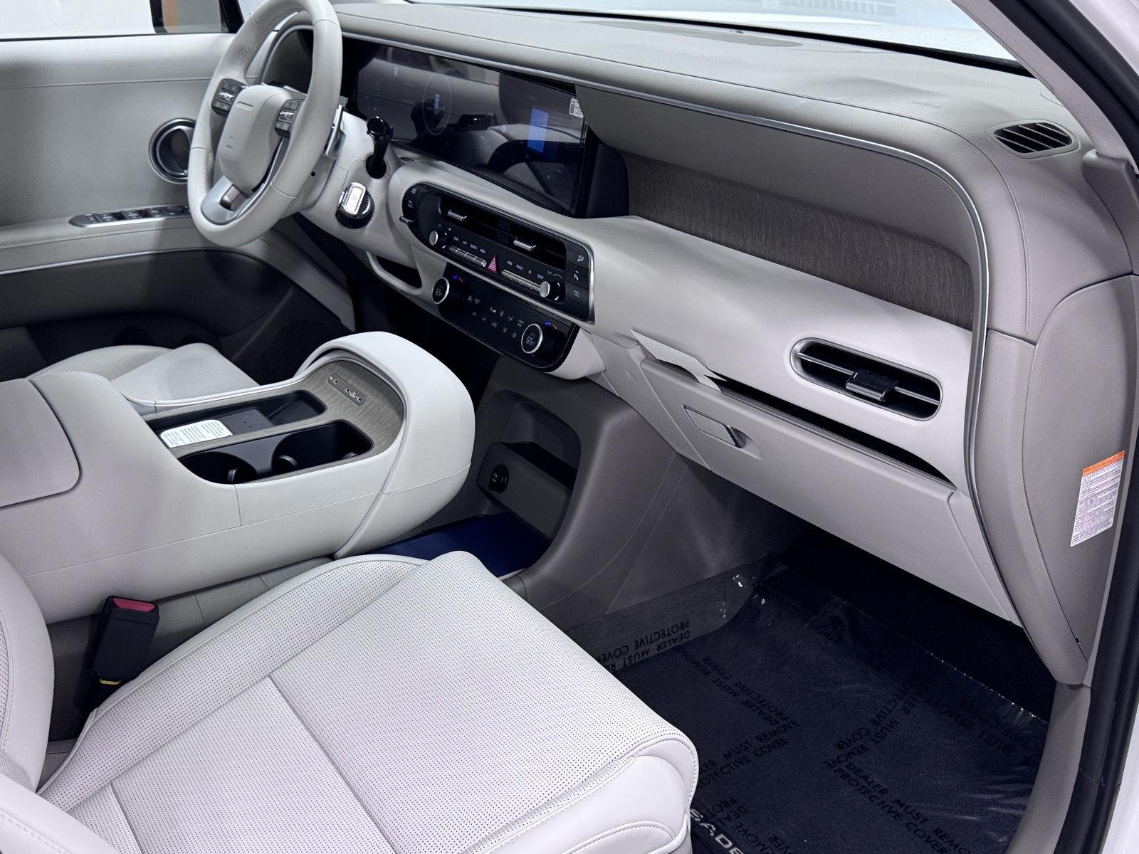 New 2027 Creamy White Pearl Hyundai SEL 7P image 37