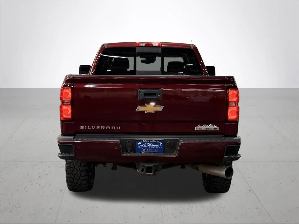 Used 2016 Red Chevrolet High Country image 10