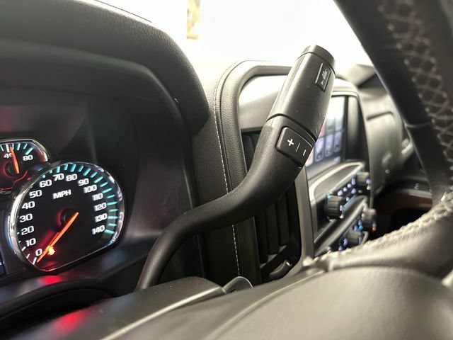 Used 2018 RED QUARTZ TINTCOAT GMC SLE image 23
