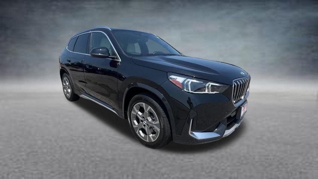 New 2026 Black Sapphire Metallic BMW xDrive28i image 13