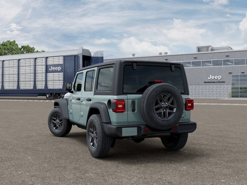 New 2026 Earl Clearcoat Jeep Sport S image 3